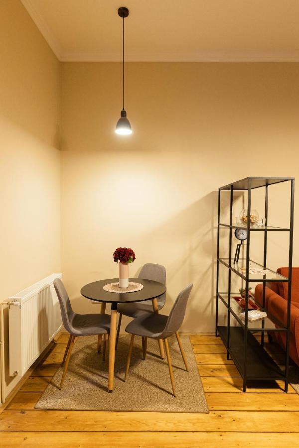 Chic Apartment In Historical City Center تيميشورا المظهر الخارجي الصورة