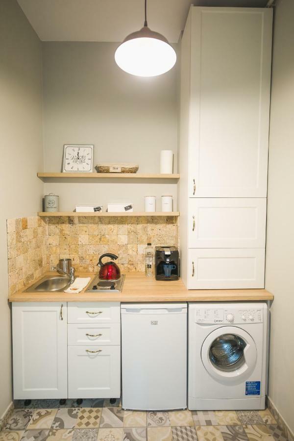 Chic Apartment In Historical City Center تيميشورا المظهر الخارجي الصورة